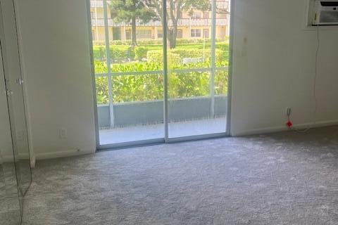 Condo in Boca Raton, Florida, 1 bedroom  № 2175607 - photo 8