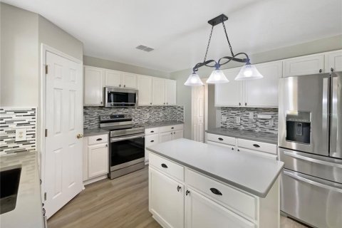 House in Ocala, Florida 4 bedrooms, 269.97 sq.m. № 1789065 - photo 6