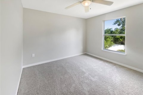 House in Ocala, Florida 4 bedrooms, 269.97 sq.m. № 1789065 - photo 25