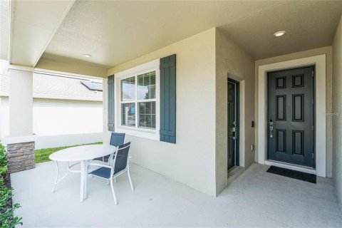 House in Groveland, Florida 4 bedrooms, 196.02 sq.m. № 1919588 - photo 4