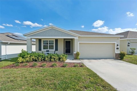 House in Groveland, Florida 4 bedrooms, 196.02 sq.m. № 1919588 - photo 2