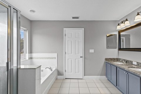 Villa ou maison à vendre à Wesley Chapel, Floride: 5 chambres, 285.58 m2 № 2356346 - photo 22