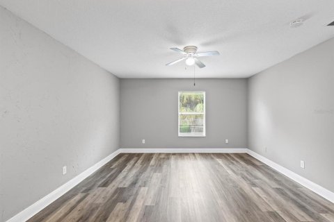 Villa ou maison à vendre à Wesley Chapel, Floride: 5 chambres, 285.58 m2 № 2356346 - photo 17