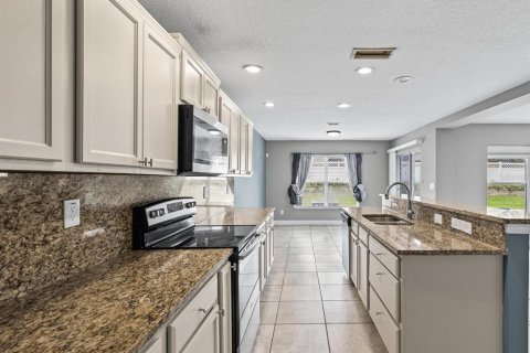 Villa ou maison à vendre à Wesley Chapel, Floride: 5 chambres, 285.58 m2 № 2356346 - photo 6