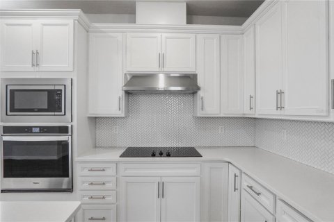 Casa en venta en Orlando, Florida, 4 dormitorios, 190.91 m2 № 2101246 - foto 9