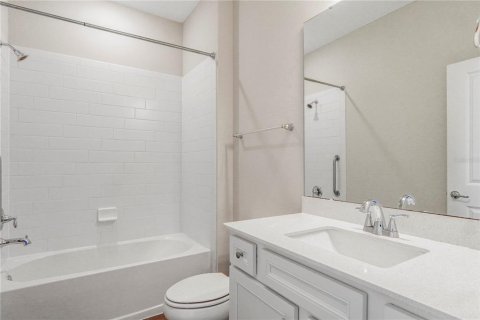 Casa en venta en Orlando, Florida, 4 dormitorios, 190.91 m2 № 2101246 - foto 16