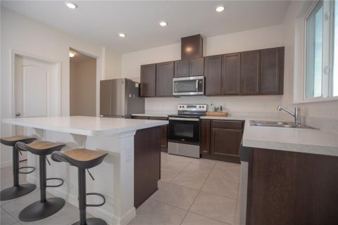 Casa en venta en Winter Haven, Florida, 4 dormitorios, 284.1 m2 № 2144613 - foto 4