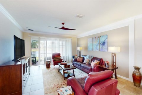 House in Wimauma, Florida 3 bedrooms, 163.88 sq.m. № 1569605 - photo 11