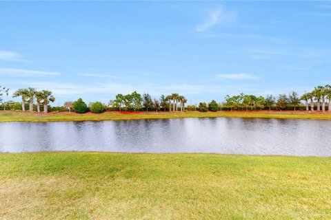 House in Wimauma, Florida 3 bedrooms, 163.88 sq.m. № 1569605 - photo 18