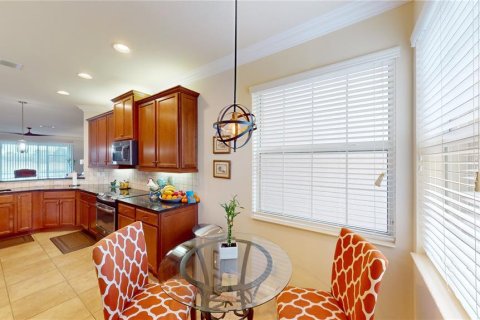 House in Wimauma, Florida 3 bedrooms, 163.88 sq.m. № 1569605 - photo 9