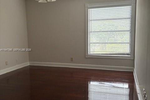 Townhouse in Hollywood, Florida 3 bedrooms, 152.36 sq.m. № 2003837 - photo 9