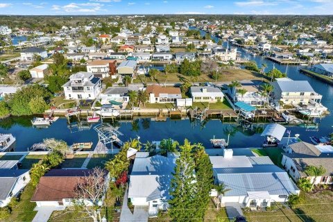 House in Hudson, Florida 3 bedrooms, 103.31 sq.m. № 1798408 - photo 30