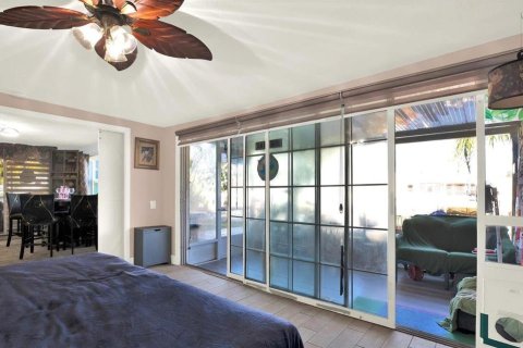 House in Hudson, Florida 3 bedrooms, 103.31 sq.m. № 1798408 - photo 11