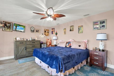 House in Hudson, Florida 3 bedrooms, 103.31 sq.m. № 1798408 - photo 10
