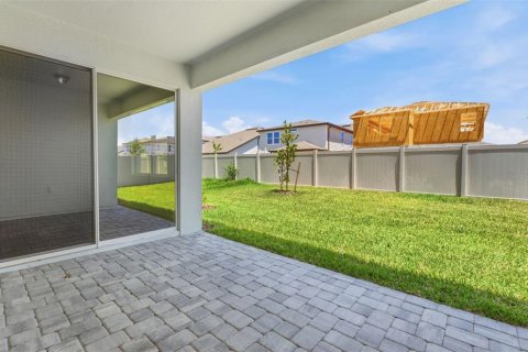 House in Wesley Chapel, Florida 4 bedrooms, 222.69 sq.m. № 2200649 - photo 20