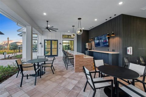 House in Wesley Chapel, Florida 4 bedrooms, 222.69 sq.m. № 2200649 - photo 30