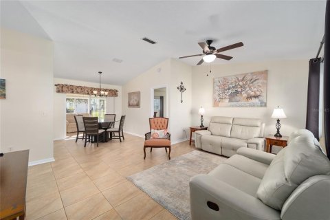 Villa ou maison à vendre à Summerfield, Floride: 2 chambres, 107.58 m2 № 1719601 - photo 8