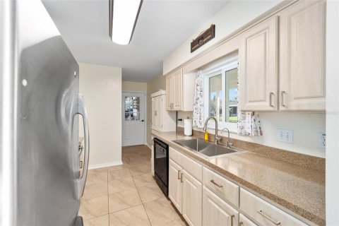 Villa ou maison à vendre à Summerfield, Floride: 2 chambres, 107.58 m2 № 1719601 - photo 16