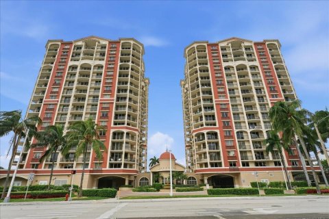 Copropriété à vendre à Fort Lauderdale, Floride: 2 chambres, 117.71 m2 № 2082254 - photo 3