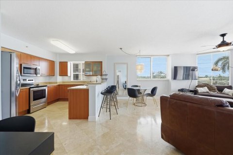 Copropriété à vendre à Fort Lauderdale, Floride: 2 chambres, 117.71 m2 № 2082254 - photo 12