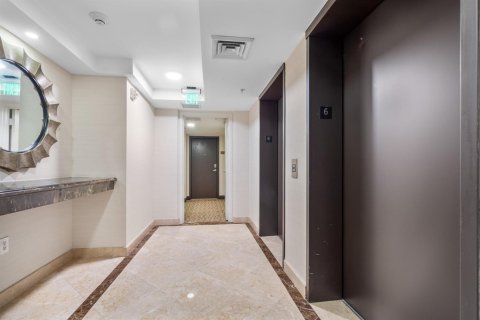 Copropriété à vendre à Fort Lauderdale, Floride: 2 chambres, 117.71 m2 № 2082254 - photo 8