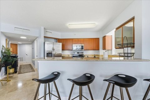 Copropriété à vendre à Fort Lauderdale, Floride: 2 chambres, 117.71 m2 № 2082254 - photo 13