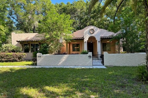 Villa ou maison à Lake Helen, Floride 3 chambres, 187.94 m2 № 2092571