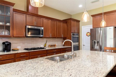 Villa ou maison à vendre à Apopka, Floride: 4 chambres, 255.2 m2 № 2321450 - photo 14
