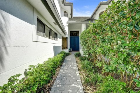 Купить таунхаус в Уэст-Палм-Бич, Флорида 3 спальни, 166.95м2, № 1972077 - фото 6