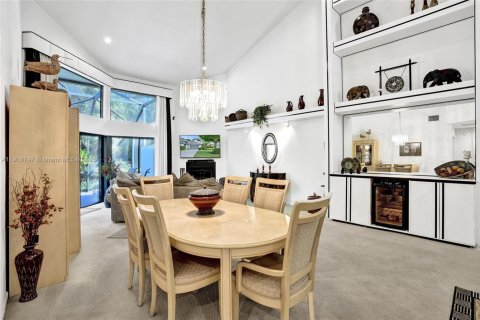 Купить таунхаус в Уэст-Палм-Бич, Флорида 3 спальни, 166.95м2, № 1972077 - фото 14